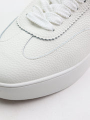 Jonathan D Shoe White